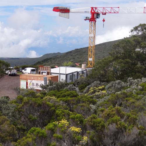 Suivi photographique des travaux de reconstruction du Gîte du Volcan © Parc national de La Réunion