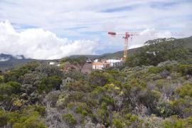 Suivi photographique des travaux de reconstruction du Gîte du Volcan